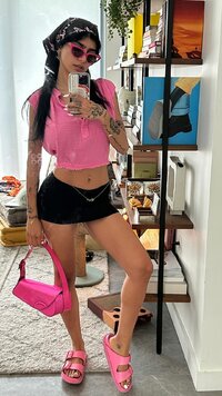 miakhalifa_20240326_STORIES_3332567396504214302_11_3333243192696175775.jpg