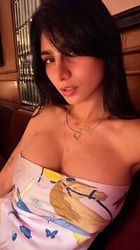 miakhalifa_20240415_STORIES_3346947142280602613_4_3347203171381016961.jpg