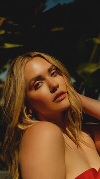 miamalkova_1714491883388.jpg