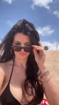 Aspettavo questo momento da anni- io e te zaino in spalla e via alla scoperta del mondo!!!   É...gif