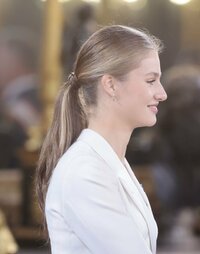 princesa-leonor-v0-43d53kdqe87d1.jpg