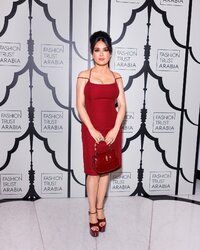 salmahayek_1718742966_3393384410280730782_1777628093.jpg