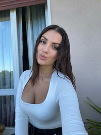 LoveThreads.Net_462595066_1185894146545972_1554679784700200320_n.jpg