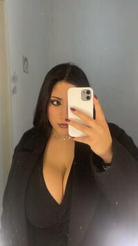 LoveThreads.Net_446856373_1498259774231551_6730786956241956874_n.jpg