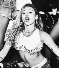 Miley (52).jpg