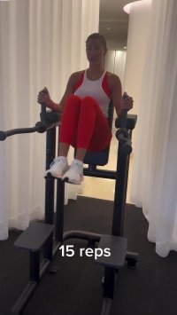 vlcsnap-2025-02-19-21h21m15s706.jpg