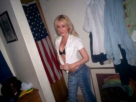 sassy_blonde_gets_drunk_and_laid_1.jpg