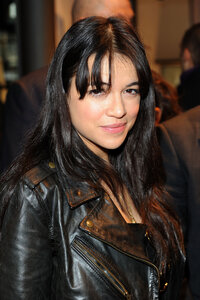 michelle-rodriguez-14163.jpg