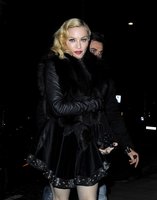 Madonna+Madonna+Enjoys+Night+Out+Q996cjGC8Xzx.jpg