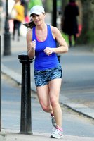 pippa-middleton-jogging-in-london-april-122015-x23-15.jpg