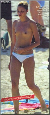 Topless (42).jpg