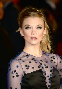 Natalie Dormer - Premiere of 'The Hunger Games_ Mockingjay Part 1 029.jpg