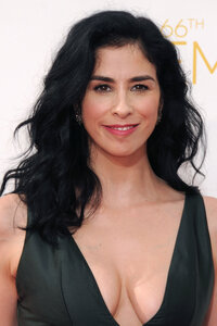 sarah silverman al emmy awards 21.jpg