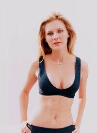 kirsten-dunst-in-denim-sports-bikini-person-photo-u1.jpg