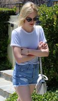 elle-fanning-in-daisy-dukes-out-and-about-in-studio-city_10.jpg