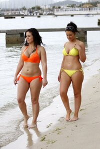 Amy Alexandra e Michelle Bass.jpg