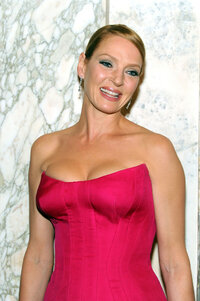 Uma+Thurman+Inside+amfAR+Inspiration+Gala+k9jd2eWP_ktx.jpg