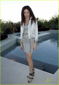 steven-strait-lynn-collins-03.jpg