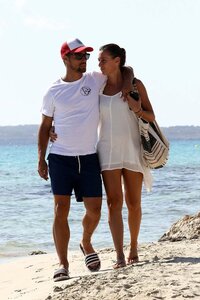 Flavia-Pennetta-in-Bikini-2016--15.jpg