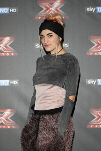 gallery-1481748833-x-factor-2016-finale-roshelle.jpg