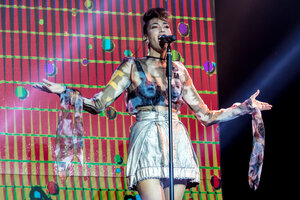Nina-Zilli-Milano-2017-foto-concerto-18-ottobre14.jpg
