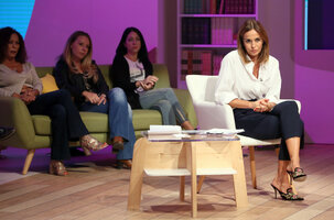 Cristina+Parodi+Domenica+TV+Show+October+15+nCaqBnRUcURx.jpg