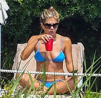 76492622_panda-for-hqcelebcorner-net-5.jpg