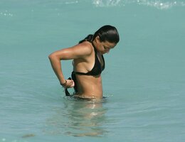 michelle rodriguez in bikini 22.jpg