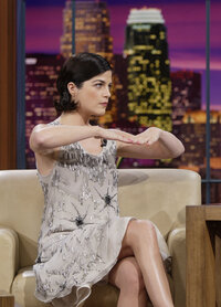 selma blair al tonight show 02.jpg