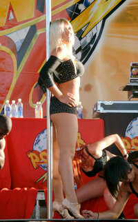 brooke hogan in concerto 11.jpg