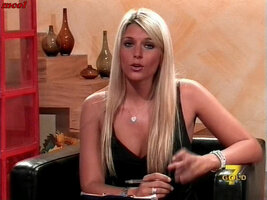 28808_Arianna_Carpi_-_Casa_Lotto_090806_02_123_182lo.jpg