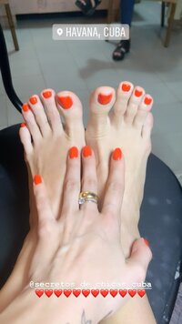 Valentina-Fradegrada-Feet-4712000.jpg