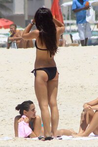 jordana brewster in bikini 03.jpg