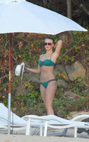 julianne hough in bikini  verde 26.jpg