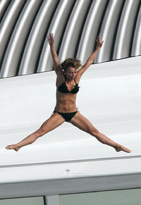 julianne hough in bikini nero 09.jpg