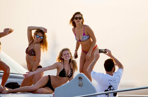 nina dobrev in xacht 23.jpg