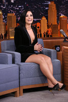 demi lovato al tonight show 09.jpg