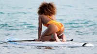 rihanna al mare 26.jpg