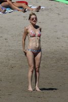 kate hudson in bikini 47.jpg