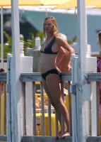 uma thurman in bikini 16.jpg