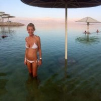 tara reid in bikini 10.jpg