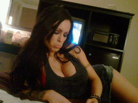 big_0_busty_porn_star_twitter_pictures_640_22.jpg