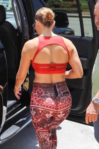Jennifer-Lopez-Sexy-The-Fappening-Blog-29.jpg