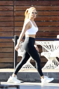 Jennifer-Lopez-Sexy-The-Fappening-Blog-27-1.jpg