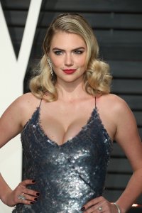 kate upton al gala 05.jpg