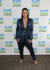 demi lovato in radio 14.jpg