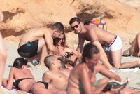 Alessia Fabiani Topless Candid Photos On The Beach 004.jpg