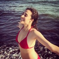 katia greco in bikini 09.jpg