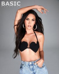 meganfox-31082021-0006.jpg