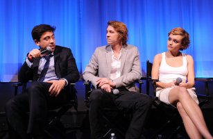 olivia cooke al talk 01.jpg